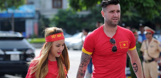 Trung vệ Hà Lan lấy tên thuần Việt khi nhập tịch