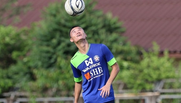 Tiền đạo Hà Nội T&T có thể 'xuất ngoại' thi đấu