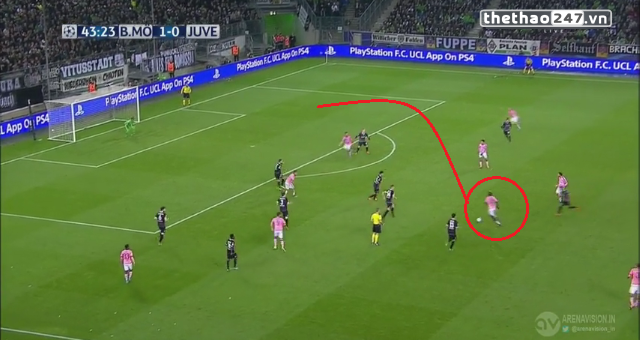VIDEO: Kiệt tác kiến tạo như Pirlo của Paul Pogba vào lưới M'gladbach