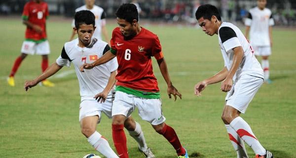 Đại diện J.League mời chào “Messi Indonesia”