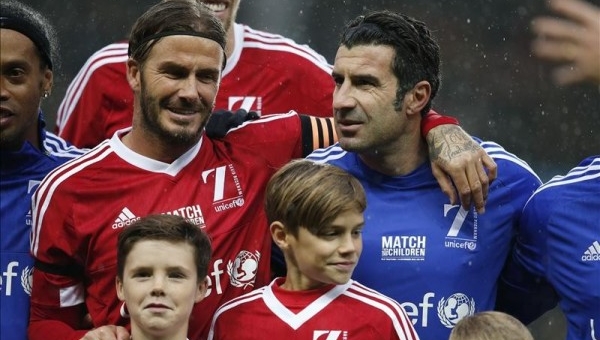 VIDEO: Beckham tái xuất sân cỏ với những pha chuyền bóng tuyệt đỉnh