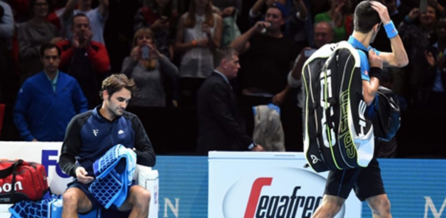 Federer phát bực vì những câu 'đá đểu' của Novak Djokovic