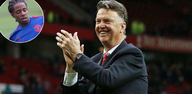 Chính thức: Man Utd có bản hợp đồng đầu tiên