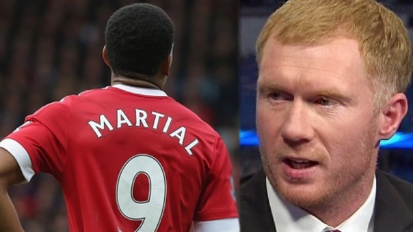 VIDEO: Martial đã 'phản pháo' Paul Scholes như thế nào