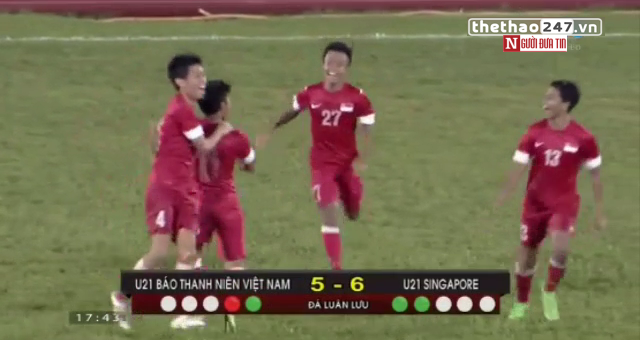 VIDEO: Cầu thủ Singapore dùng panenka kết liễu U21 Việt Nam