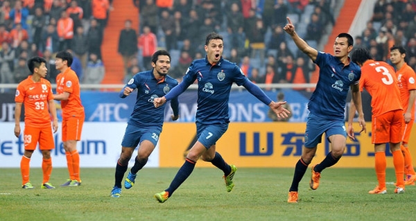 Xác định được nhà vô địch Thai Premier League