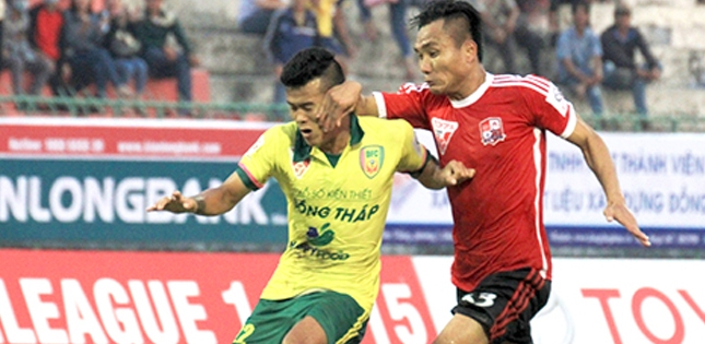 Thanh Hiền phải đền bù Đồng Tháp 3 tỷ nếu muốn ra đi