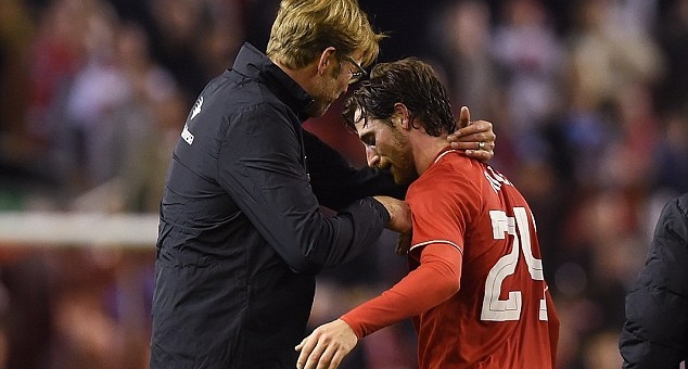 VIDEO: Xem HLV Klopp đã biến Joe Allen thành Xavi mới như thế nào