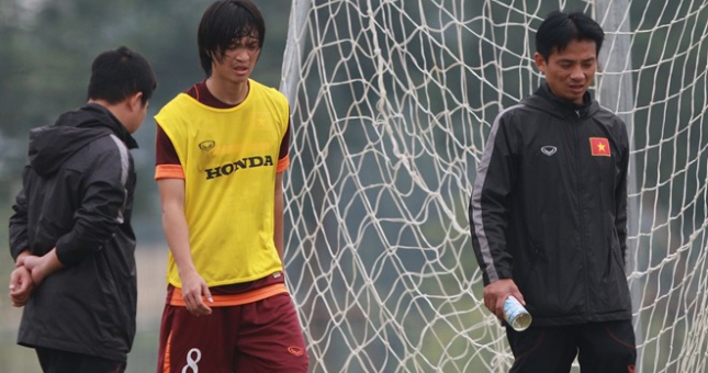 Hoãn ký HĐ của Tuấn Anh với CLB Nhật