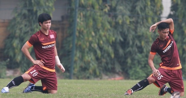 Điểm tin chiều 14/12: U23 VN vào nam, Bầu Đức khó mua Lee Nguyễn