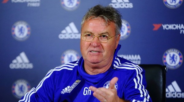 Hiddink sẵn sàng trừng trị học trò chống lại mình