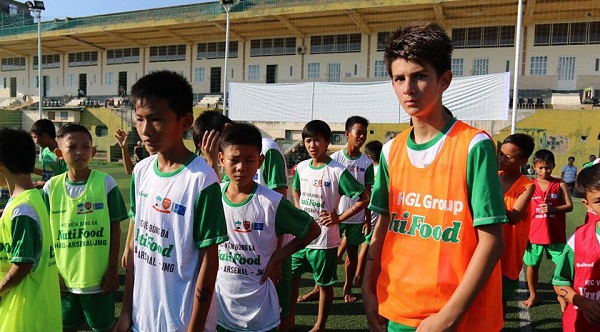 Học viện Nutifood HAGL JMG trước cơ hội chiêu mộ tuyển thủ U12 Úc