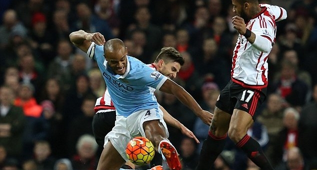 Man City lại tiếp tục nhận tin buồn về Kompany