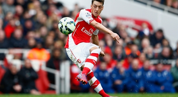 VIDEO: Chiêm ngưỡng toàn bộ pha kiến tạo của Mesut Ozil năm 2015