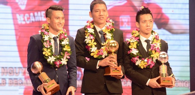 Anh Đức đoạt Quả bóng vàng Việt Nam 2015