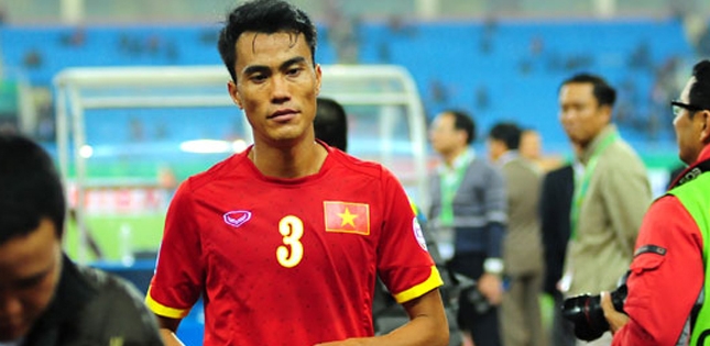 B.Bình Dương thanh lý hợp đồng với trung vệ Phước Tứ