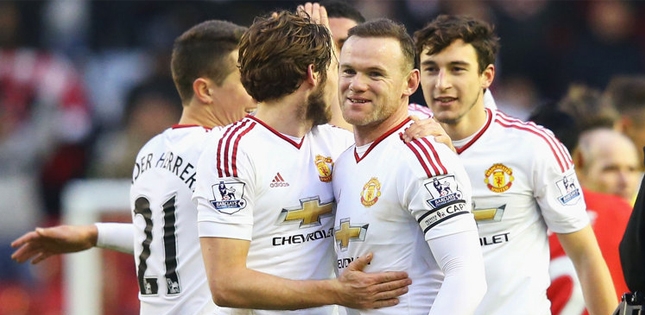 Sau vòng 22 Ngoại hạng Anh: Điên rồ Chelsea, bản lĩnh MU