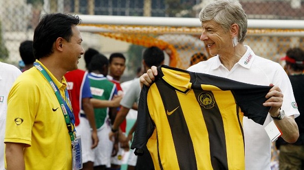 Malaysia ra mắt tân HLV trưởng ĐTQG