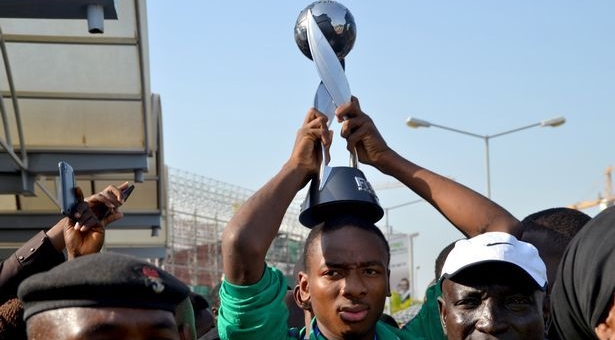 HLV Wenger xác nhận Arsenal sắp có 2 tân binh chất lượng