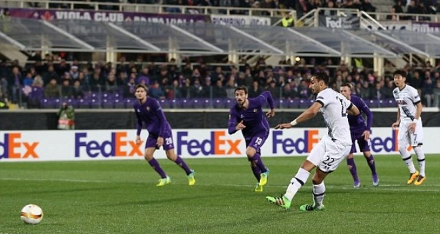 Video bàn thắng: Fiorentina 1-1 Tottenham (Vòng 1/16 Europa League)
