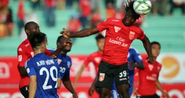 Video bàn thắng: ĐTLA 1-0 QNK Quảng Nam (Vòng 1 - V.League 2016)