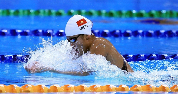 Ánh Viên bất ngờ đánh bại VĐV 9 lần vô địch thế giới