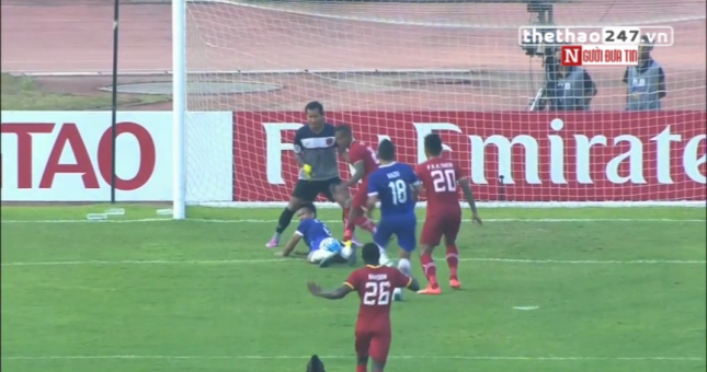VIDEO: Bàn thắng siêu hài của cầu thủ Lào ở AFC Cup