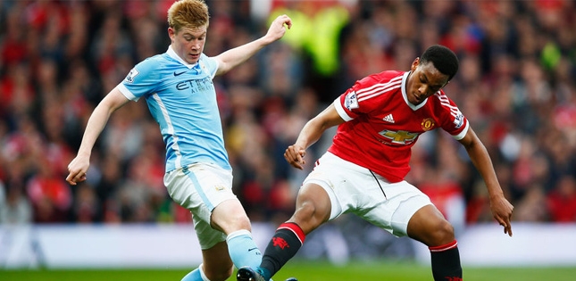 Vòng 31 Premier League: Man 'xanh' đại chiến Man 'đỏ'