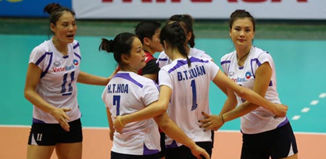 Điểm tin tối 23/3: HLV Trung Quốc phạt học trò vì thua CLB của VN