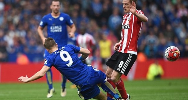 VIDEO: 3 tình huống Leicester được hưởng lợi từ trọng tài