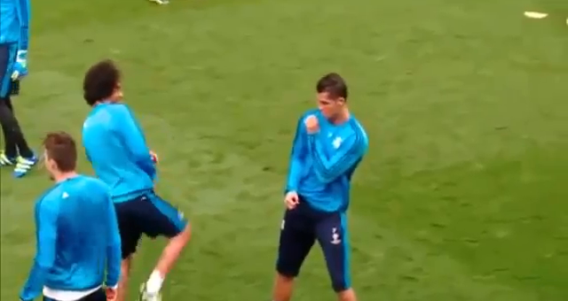 VIDEO: Những hình ảnh tập luyện độc đáo chỉ có ở Ronaldo và Real