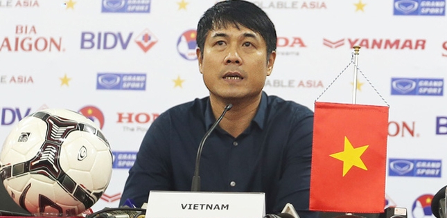 Điểm tin sáng 20/4: HLV Hữu Thắng lại lo cho tiền đạo nội