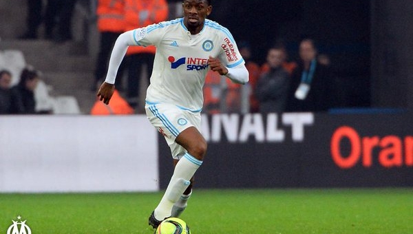 VIDEO: 'Thánh chấn thương' Abou Diaby lại gặp hạn chỉ sau 2 trận ra sân