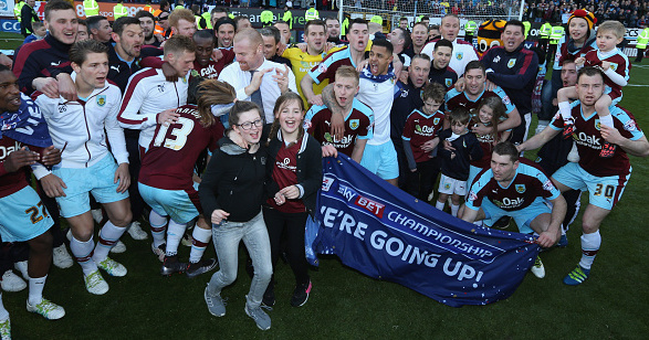 Premier League đón tân binh đầu tiên