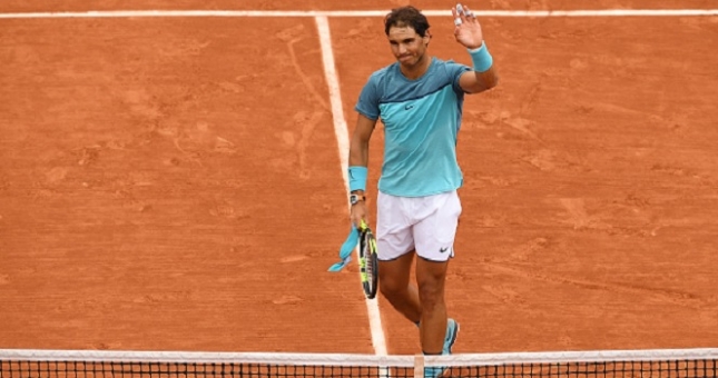 Roland Garros 2016: Hủy diệt 'Vua giao bóng', Nadal vào vòng 2