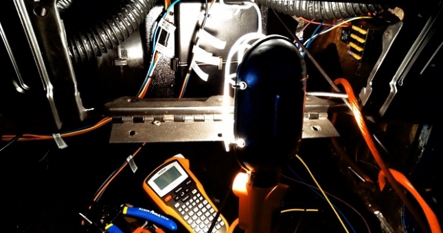 5 việc cần làm ngay sau khi xe ôtô bị ngập nước