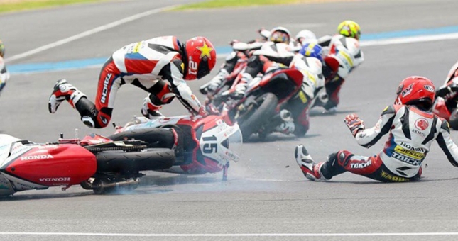 Duy Thông gặp sự cố đáng tiếc ở chặng đua Thái Lan