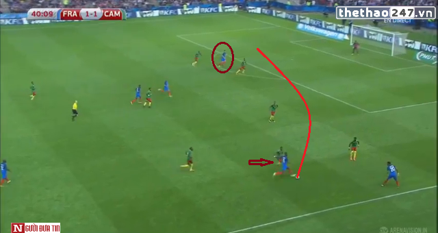 VIDEO: Pogba tạt bóng kiến tạo như Beckham thời đỉnh cao