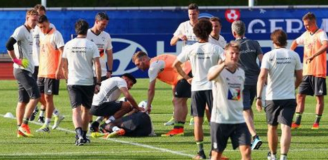 ĐT Đức chia tay ngôi sao đầu tiên trước thềm EURO 2016