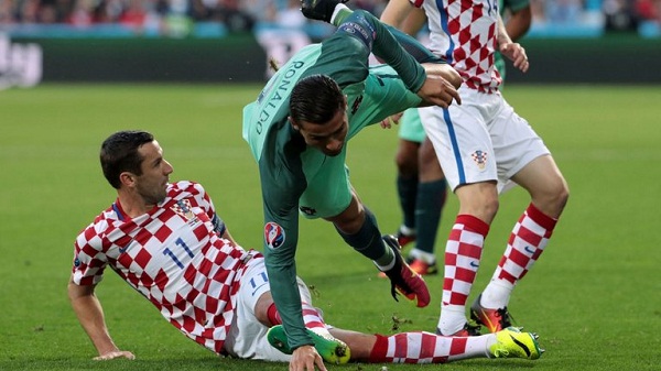 Điểm tin sáng 26/6: Trận Bồ Đào Nha - Croatia nhạt nhất EURO, 10 cầu thủ TBN bị kiểm tra doping