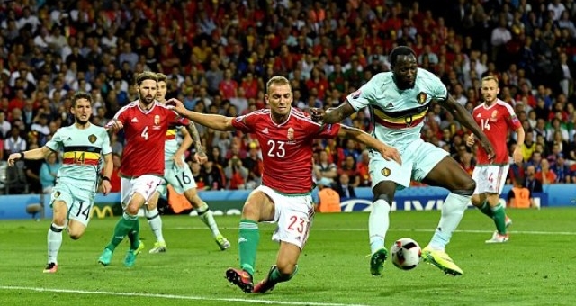 Video bàn thắng: Bỉ 4-0 Hungary (Vòng 1/8 EURO 2016)