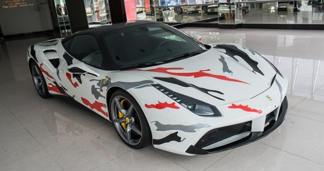 Bản độ Camo khiến Ferrari 488 GTB 'cực ngầu'