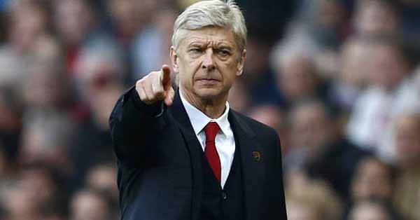 Hụt Vardy, Arsenal quyết săn tiền đạo mới