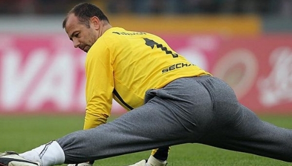 VIDEO: Thủ môn hay pha trò nhất tại Euro 2016