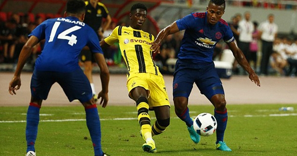 Man Utd nhận trận thua đậm trước Dortmund