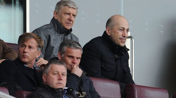 Arsenal thi đấu nhạt nhòa, HLV Wenger quyết tậu sao bự