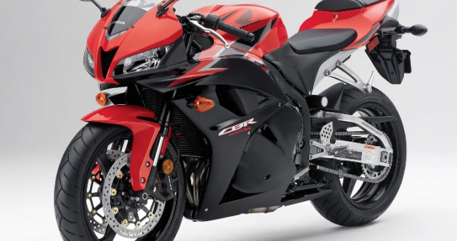 Công bố giá bán chính thức Honda CBR 250 2016