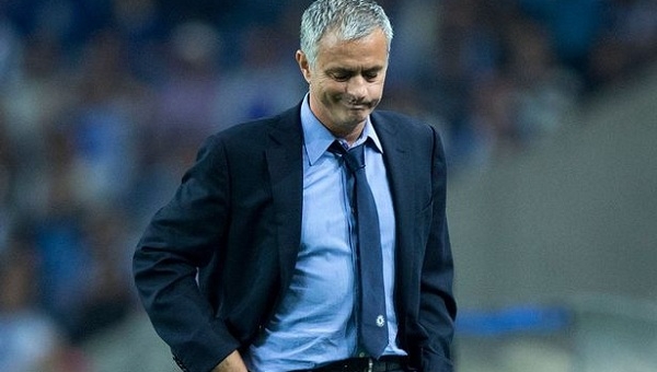 Tin bóng đá Anh 26/7: Rộ tin Mourinho muốn tiếm quyền tại Manchester