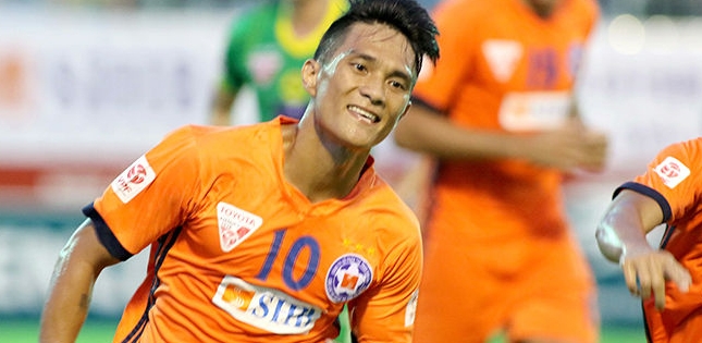 “Bom tấn” SHB.Đà Nẵng bị bán vì pha… “bắn chim”?