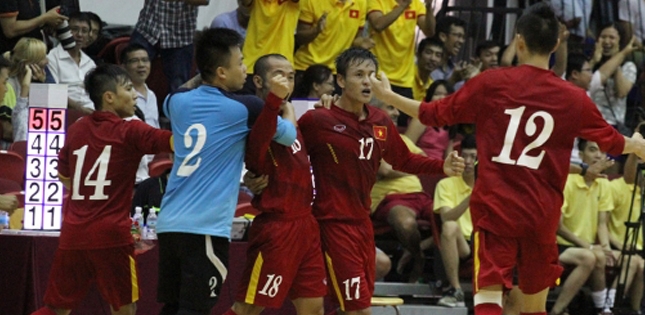 Futsal Việt Nam hòa kịch tính trước Ai Cập